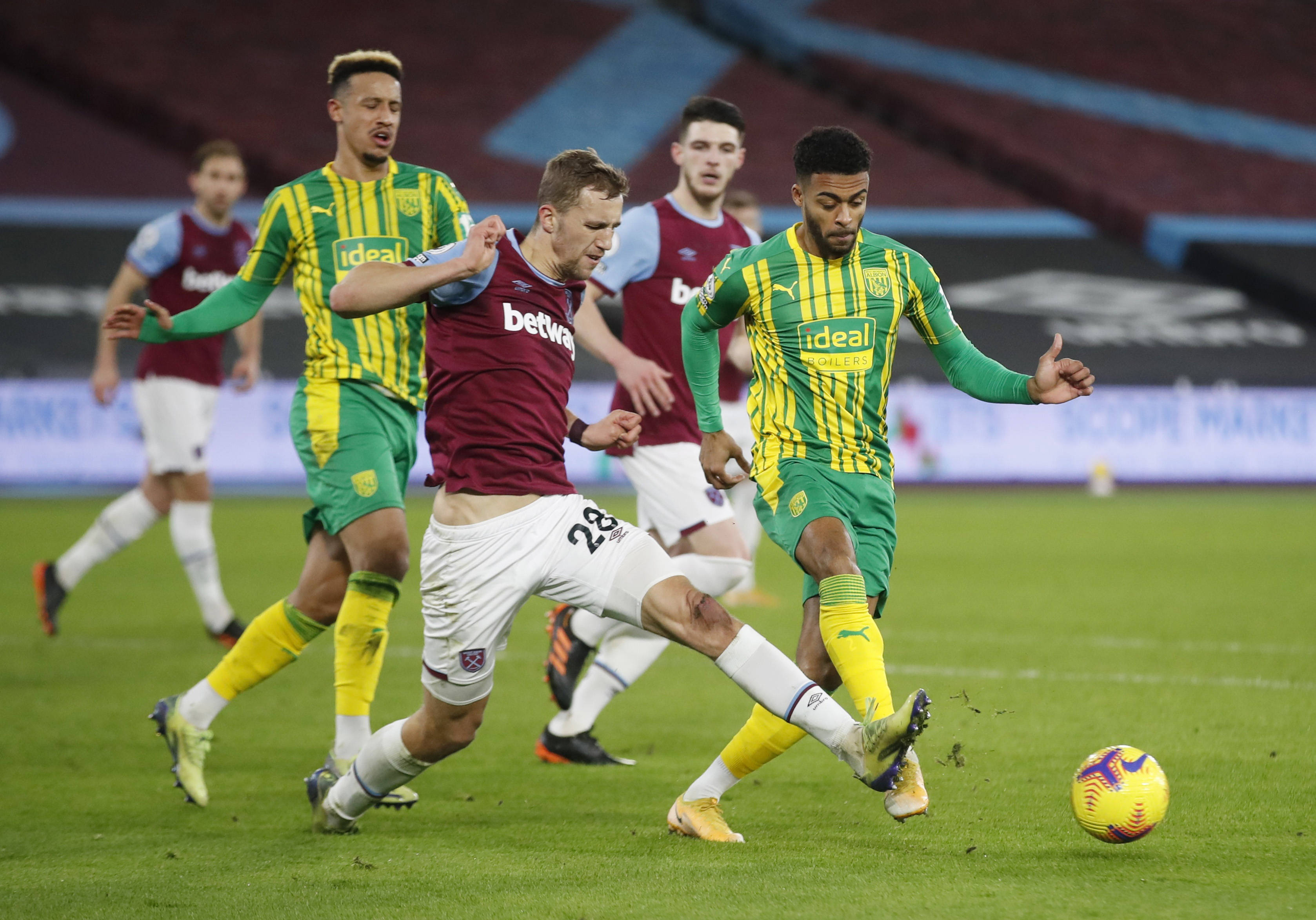 侯煜展现出 侯煜展现出